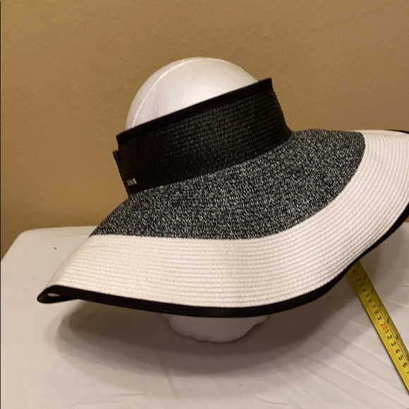NWOT San Diego Hat Co. Roll Up Visor - Picture 2 of 5
